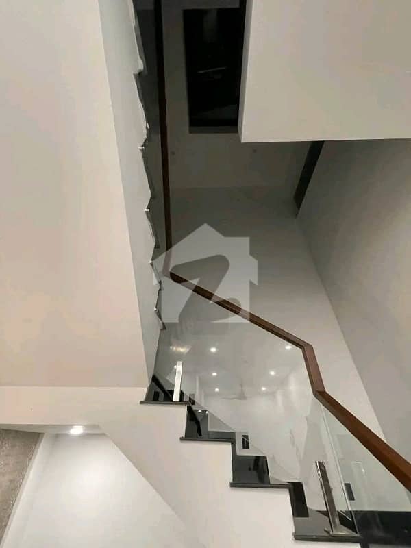 8 8