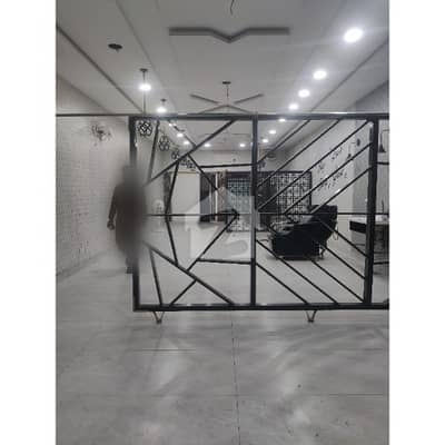 پی آئی اے ہاؤسنگ سکیم لاہور میں 3 مرلہ Studio دفتر 1.0 لاکھ میں کرایہ پر دستیاب ہے۔