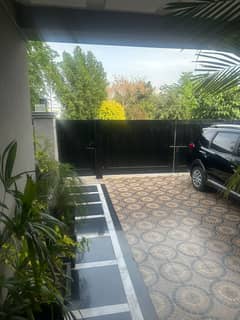 10 Marla Furnished Lower Portion Available For Rent DHA Phase 7 Block X