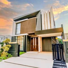 ULTRA-LUXURY BRAND NEW 5 MARLA HOUSE | TOP-NOTCH CONSTRUCTION | FULLY FURNISHED | MINI SWIMMING POOL | ROOFTOP | MASSIVE CAR PARKING | DHA PHASE 9 TOWN | 100% ORIGINAL DEAL