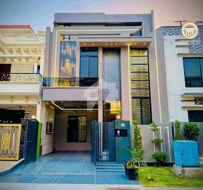 سٹی ہاؤسنگ سوسائٹی گوجرانوالہ میں 4 کمروں کا 5 مرلہ مکان 2.6 کروڑ میں برائے فروخت۔ سٹی ہاؤسنگ سوسائٹی گوجرانوالہ میں 4 کمروں کا 5 مرلہ مکان 2.6 کروڑ میں برائے فروخت۔