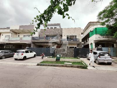 E 11 Open Basement For Rent