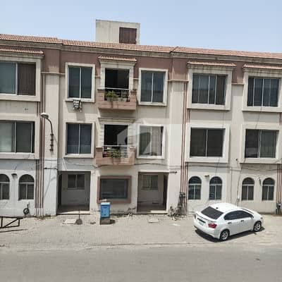 Paragon City 6 Marla Flat For Rent