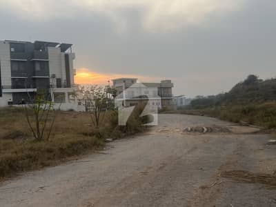 10 Marla Plot Available In Street 94, Block B, DHA Phase 3