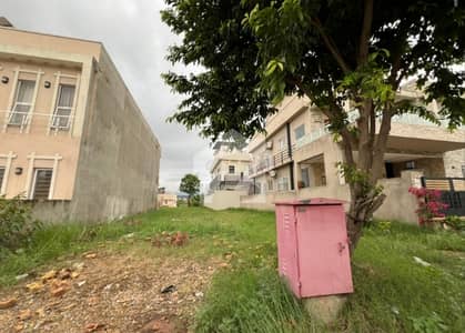 Bahria Enclave Sector B-2 10 Marla Top location 10 Marla Plot For Sale Close to Park & Masjid