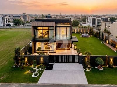 100% ORIGINAL ADD 1 KANAL LAWN PLUS 1 KANAL FULLY FURNISHED BRAND NEW ULTRA MODERN VILLA FOR SALE IN DHA NEAR TO RAYA FAIRWAYS.