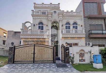 سٹی ہاؤسنگ سوسائٹی گوجرانوالہ میں 5 کمروں کا 10 مرلہ مکان 4.5 کروڑ میں برائے فروخت۔ سٹی ہاؤسنگ سوسائٹی گوجرانوالہ میں 5 کمروں کا 10 مرلہ مکان 4.5 کروڑ میں برائے فروخت۔