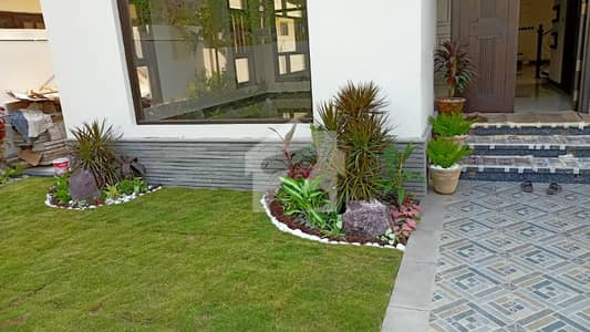 LUXURIOUS BUNGALOW FOR SALE