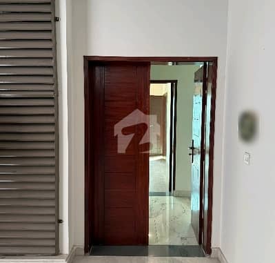 Flat Of 13 Marla Available In Askari 10 - Sector S