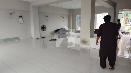 المرتضی کمرشل ایریا ڈی ایچ اے فیز 8,ڈی ایچ اے ڈیفینس,کراچی میں 7 مرلہ Studio دکان 11.0 لاکھ میں کرایہ پر دستیاب ہے۔