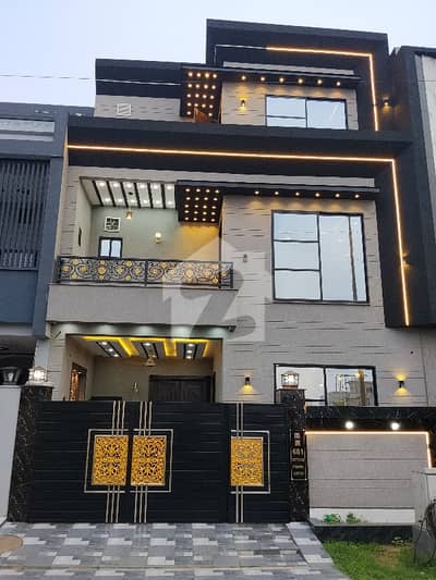 05-Marla Brand New House For Sale Near To Park
