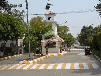 رحمان گارڈنز لاہور میں 3 کمروں کا 7 مرلہ فلیٹ 1.49 کروڑ میں برائے فروخت۔