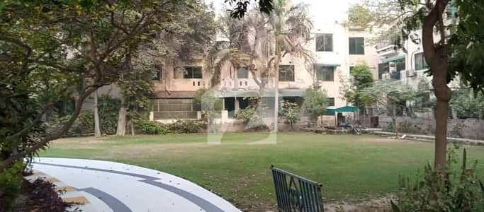 Family Apartment In Rehman Gardens Gated Society Near Dha Phase 1 Avenue Mall Lahore Family Apartment In Rehman Gardens Gated Society Near Dha Phase 1 Avenue Mall Lahore