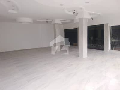 Brand New Office Area 1000 Square Feet Available For Rent In Gulberg 3 Lahore