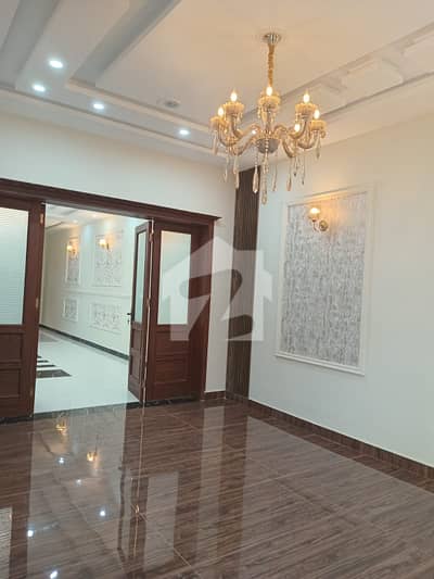 5 MARLA LUXURY HOUSE IN SUN FORT GARDENS