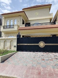 B17 14 Mrla Independed Single Unit Full House  For Rent Block B1 All Fasilties Availbe Gass Water Boring Top Location House