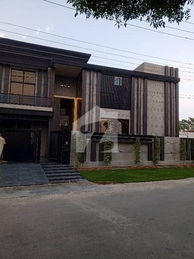 آئی ای پی انجنیئرز ٹاؤن ۔ بلاک سی 3 آئی ای پی انجنیئرز ٹاؤن ۔ سیکٹر اے,آئی ای پی انجینئرز ٹاؤن,لاہور میں 6 کمروں کا 1 کنال مکان 6.5 کروڑ میں برائے فروخت۔ آئی ای پی انجنیئرز ٹاؤن ۔ بلاک سی 3 آئی ای پی انجنیئرز ٹاؤن ۔ سیکٹر اے,آئی ای پی انجینئرز ٹاؤن,لاہور میں 6 کمروں کا 1 کنال مکان 6.5 کروڑ میں برائے فروخت۔