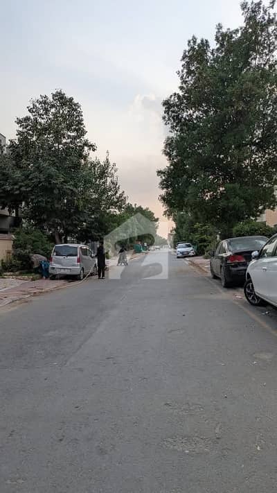 3 Marla Residential Plot For Sale Near To Park Near To Main Boulevard 80 Feet Road Very Good Location  Al Kabir Town Phase 2