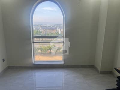 Modern 2 Bed Flat For Rent