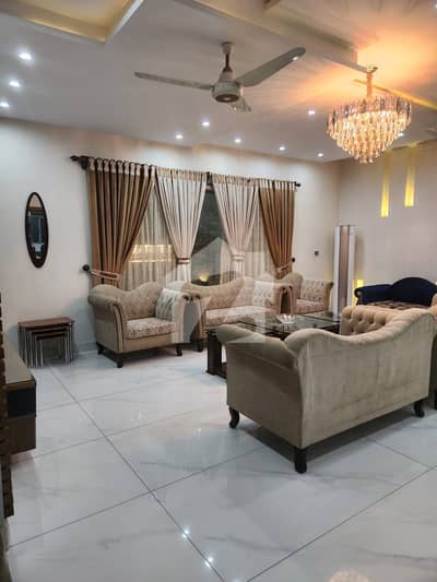 ستارہ سپنا سٹی فیصل آباد میں 7 کمروں کا 1 کنال مکان 16.0 کروڑ میں برائے فروخت۔ ستارہ سپنا سٹی فیصل آباد میں 7 کمروں کا 1 کنال مکان 16.0 کروڑ میں برائے فروخت۔