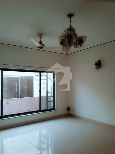 30 Marla Old House 05 Bed House Is Available For Sale link Shami Road Lahore Cantt