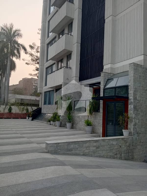 Gulberg Prime Location Flat For Rent Gulberg Prime Location Flat For Rent