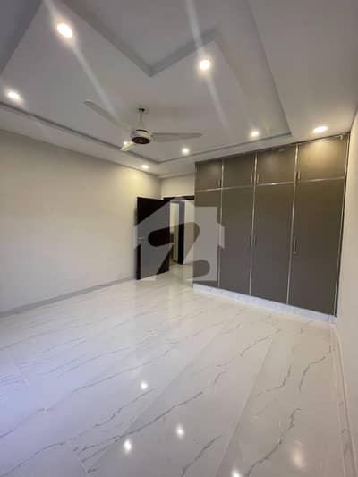 Looking For A Prime Location Flat In Karachi