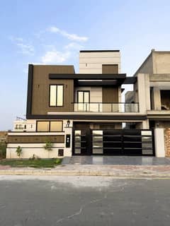 BRAND NEW MODERN TEN MARLA HOUSE AVAILABLE FOR SALE NEAR WINTER LAND SNOW PARK, SECTER F , BAHRIA TOWN LAHORE