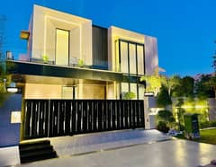 Exclusive 10 Marla Double Unit House For Sale In DHA Phase 7 Top Location Exclusive 10 Marla Double Unit House For Sale In DHA Phase 7 Top Location
