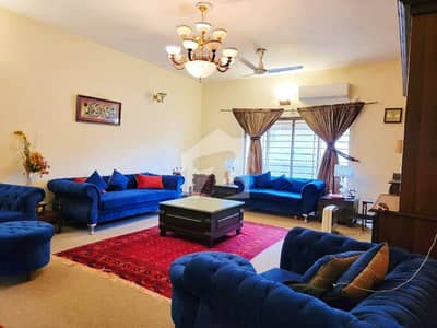 Kanal Solid Used House with Basement | 7 Bedrooms | Prime Location | DHA Phase 2 Islamabad Kanal Solid Used House with Basement | 7 Bedrooms | Prime Location | DHA Phase 2 Islamabad