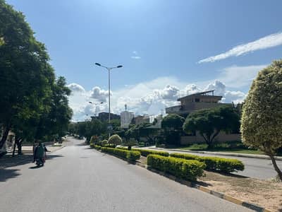 زراج ہاؤسنگ سکیم اسلام آباد میں 10 مرلہ رہائشی پلاٹ 1.95 کروڑ میں برائے فروخت۔
