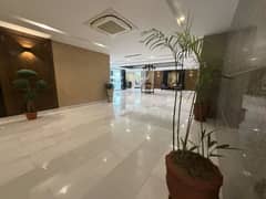 Hyde park Brand New luxury Apartment semi Furnished 3 beds atched company fitted bath top floor ideal view in room