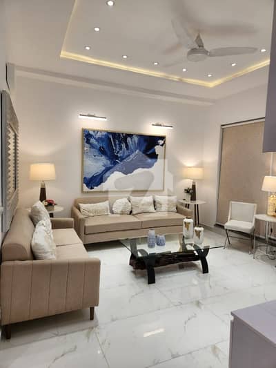 Penta Square 2 Beds Luxurious Living Corner View Park