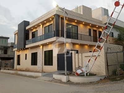 B17 Block C 30*60 Corner House For Sale