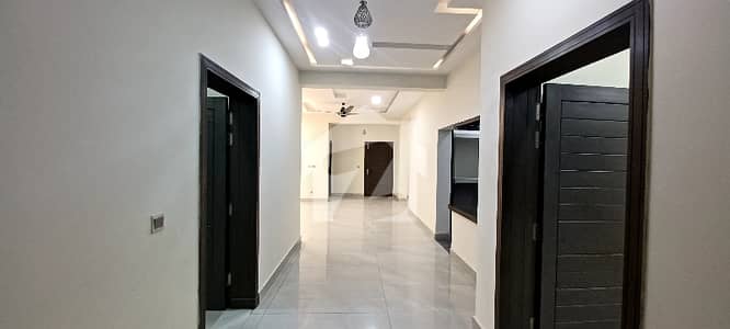 جی ۔ 16/4 جی ۔ 16,اسلام آباد میں 3 کمروں کا 1 کنال بالائی پورشن 1.15 لاکھ میں کرایہ پر دستیاب ہے۔