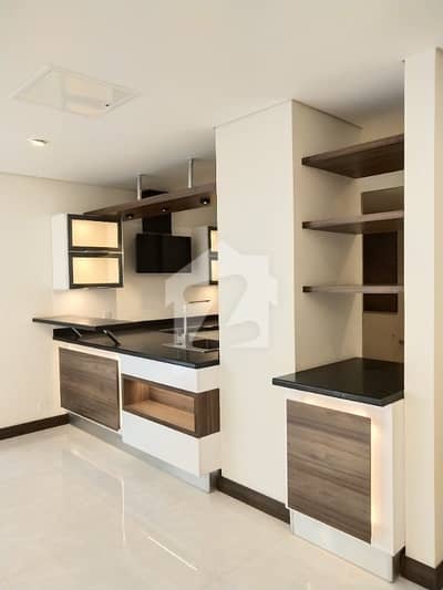 2 Bedrooms Luxurious Semi-Furnished Apartment Complex In Lahore'S Most Luxurious Oyster Court Block T Mm Alam Road Gulberg