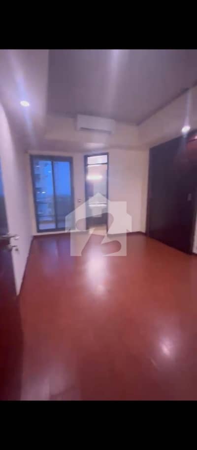 3 bed rooms apartment for rent in silver oaks