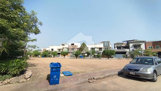 1 Kanal + 6.5 Marla + Corner 3 Side Open Plot For Sale In Bahria Town Phase 5 1 Kanal + 6.5 Marla + Corner 3 Side Open Plot For Sale In Bahria Town Phase 5
