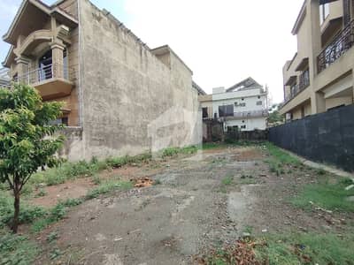 Parkface 10 Marla Excellent Location plot in Bahria phase 3