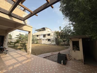 Chance Deal: 500 Yards Plot In DHA Phase 7, Excellent Price