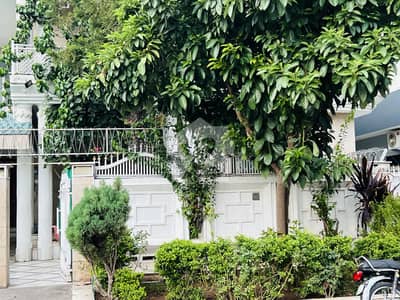 ایف ۔ 10/2 ایف ۔ 10,اسلام آباد میں 5 کمروں کا 1 کنال مکان 22.0 کروڑ میں برائے فروخت۔