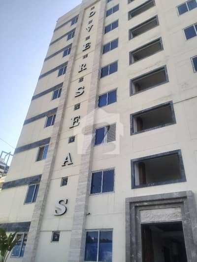Overseas Block 16 3Bedroom Luxury Apartment For Sale