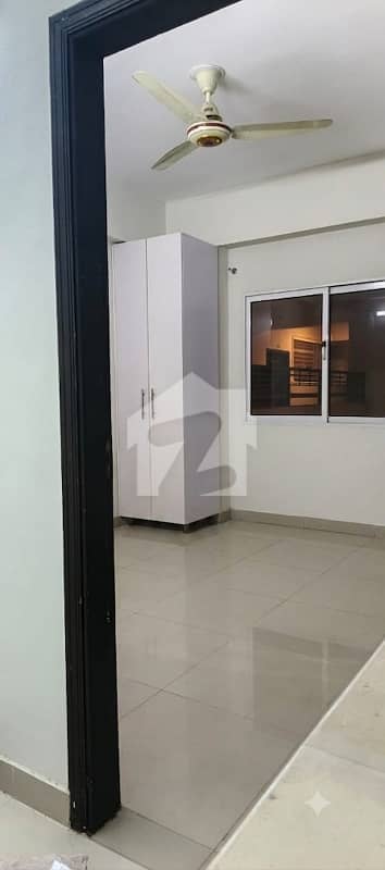 1 Bed Apartment is Available for rent in Diamond Mall
