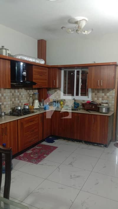 Flat For Grabs In 1000 Square Feet Karachi