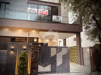 8 Marla Stunning Brand New Bungalow DHA Phase 9