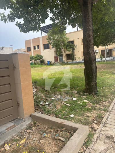 Plot For Sale In Bahria Town Phase 8 Block H