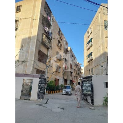 گلشنِ اقبال - بلاک 14 گلشنِ اقبال,گلشنِ اقبال ٹاؤن,کراچی میں 2 کمروں کا 5 مرلہ فلیٹ 1.5 کروڑ میں برائے فروخت۔