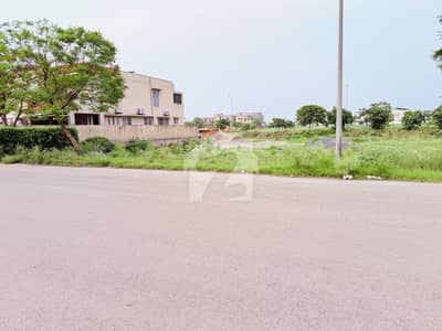 1 Kanal Plot on 70 Feet Road Block U, DHA Phase 8