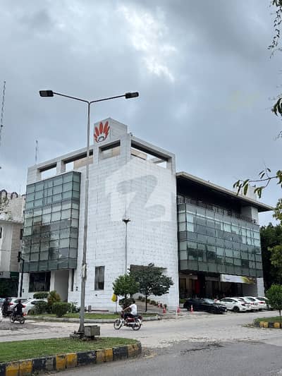 جی ۔ 6 مرکز جی ۔ 6,اسلام آباد میں 1 کنال Studio عمارت 32.5 ارب میں برائے فروخت۔