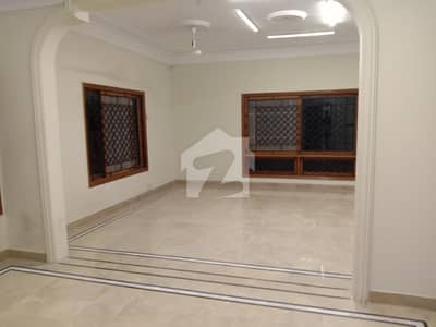 کلفٹن ۔ بلاک 5 کلفٹن,کراچی میں 8 کمروں کا 1 کنال مکان 8.0 لاکھ میں کرایہ پر دستیاب ہے۔ کلفٹن ۔ بلاک 5 کلفٹن,کراچی میں 8 کمروں کا 1 کنال مکان 8.0 لاکھ میں کرایہ پر دستیاب ہے۔